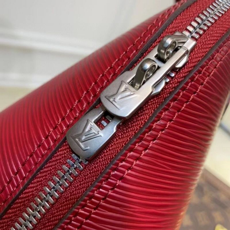 Alice Bags- Louis Vuittons  - 16317