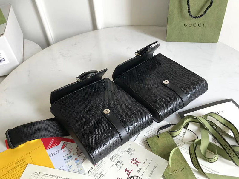 Gucci   Luxury Bags  1054