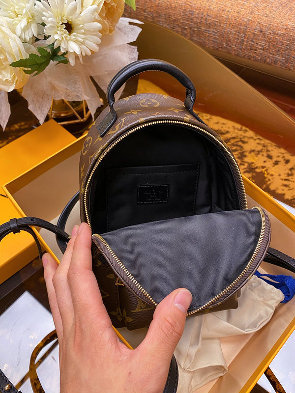 Alice Bags- Louis Vuittons  - 16350