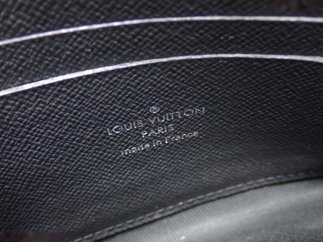 LOUIS VUITTON Clutch Bag