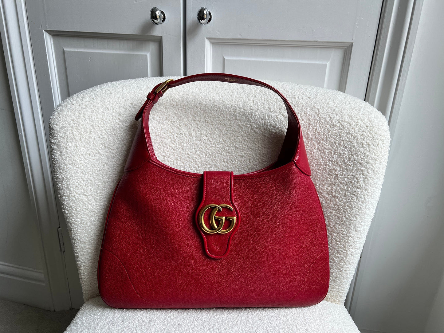 Gucci Red Large Aphrodite Shoulder Bag (RRP £1760)