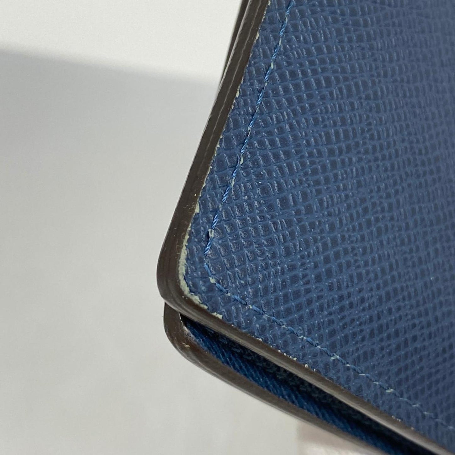 LOUIS VUITTON Brazza Wallet