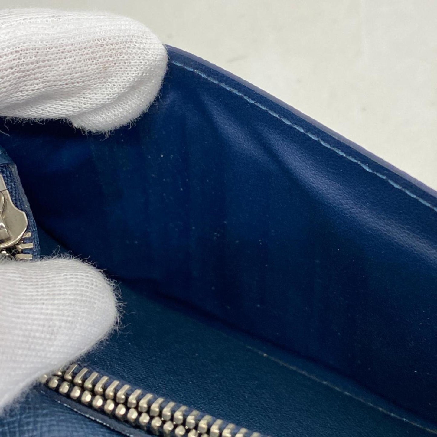 LOUIS VUITTON Brazza Wallet