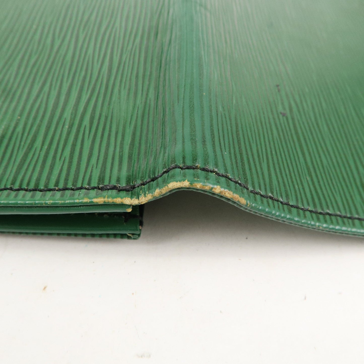 Louis Vuitton Epi Iena 28 Clutch Bag Borneo Green M52724