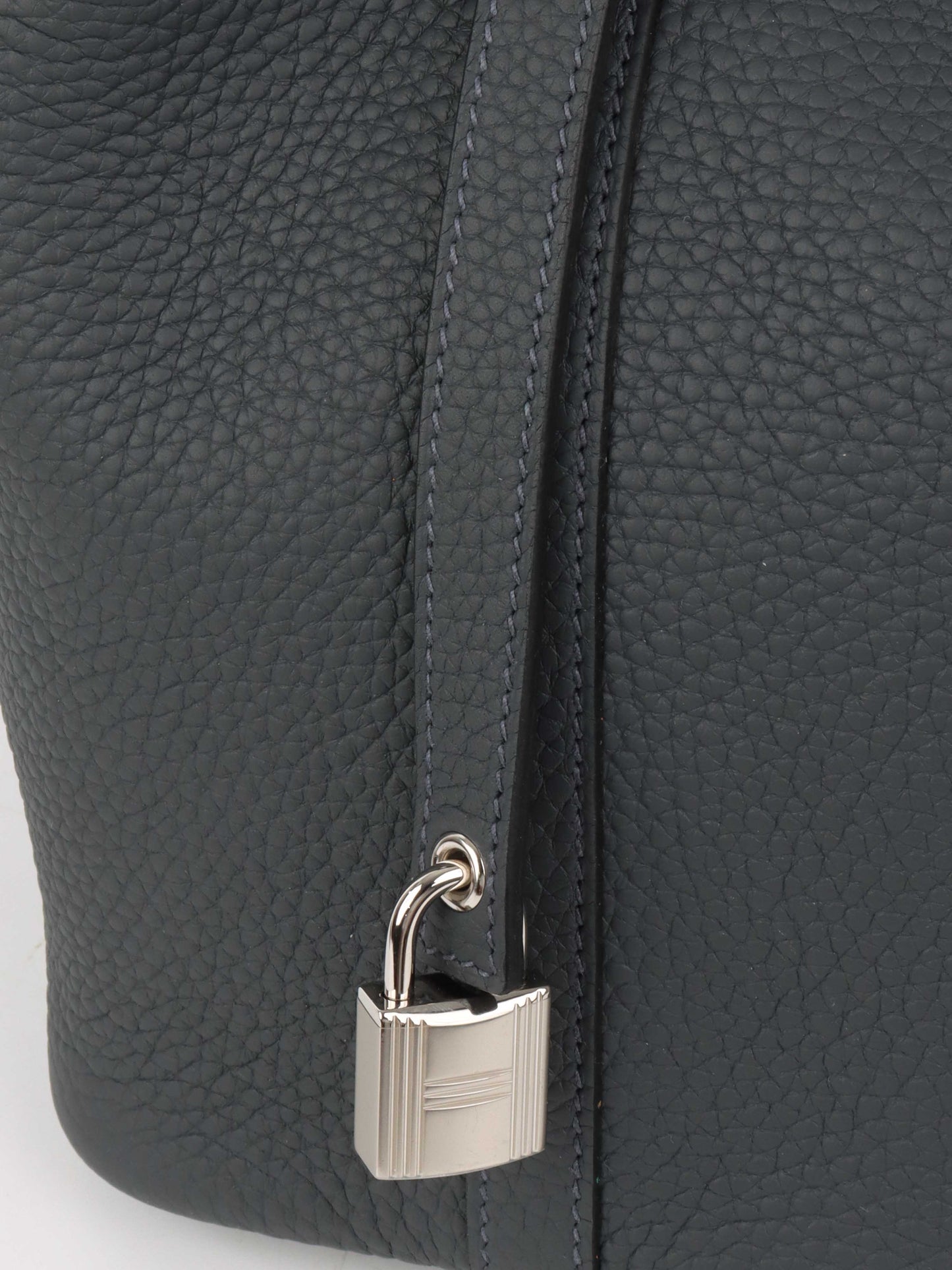 Hermes Picotin 18 in Gris Misty.