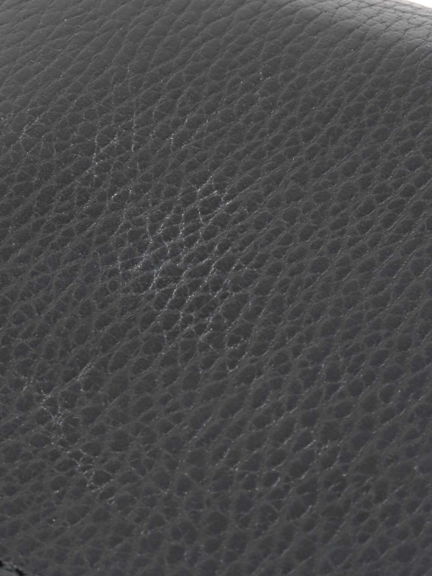 Gucci Black Wallet on Chain LGHW.