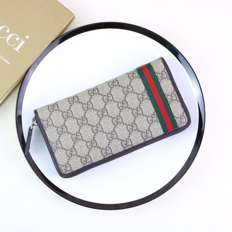 Gucci   Luxury Bags  959