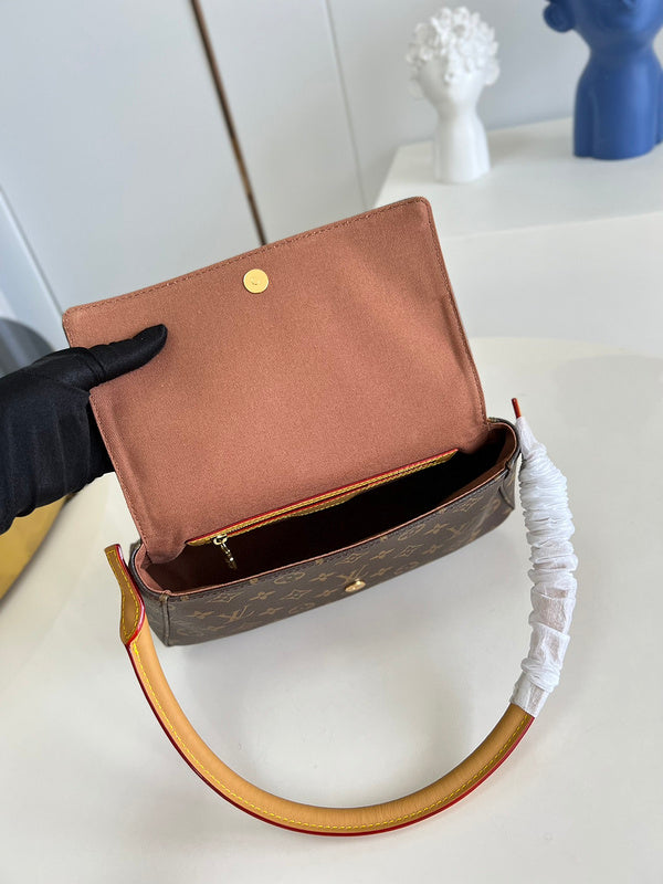 Alice Bags- Louis Vuittons  - 16625