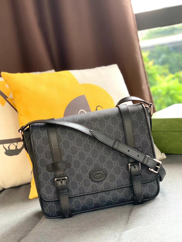 Gucci   Luxury Bags  1004