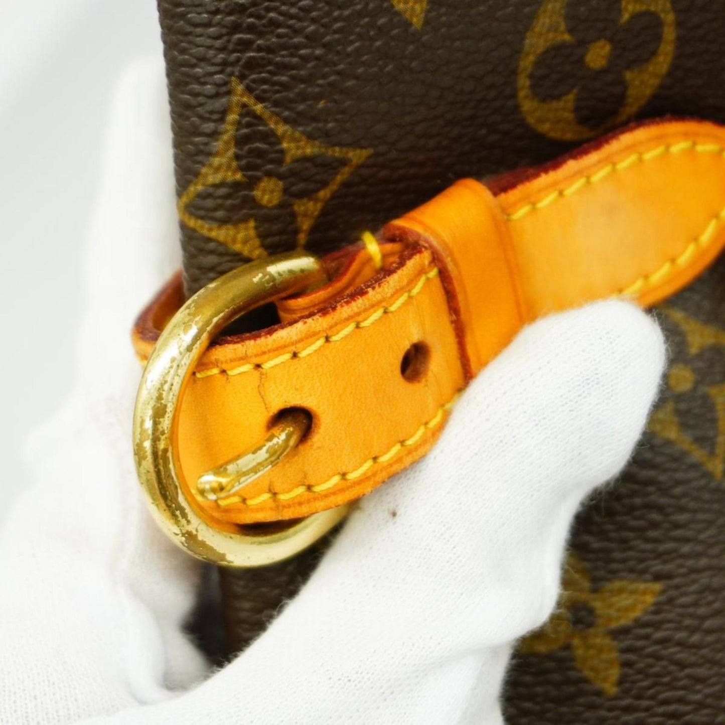 LOUIS VUITTON Batignolles Tote