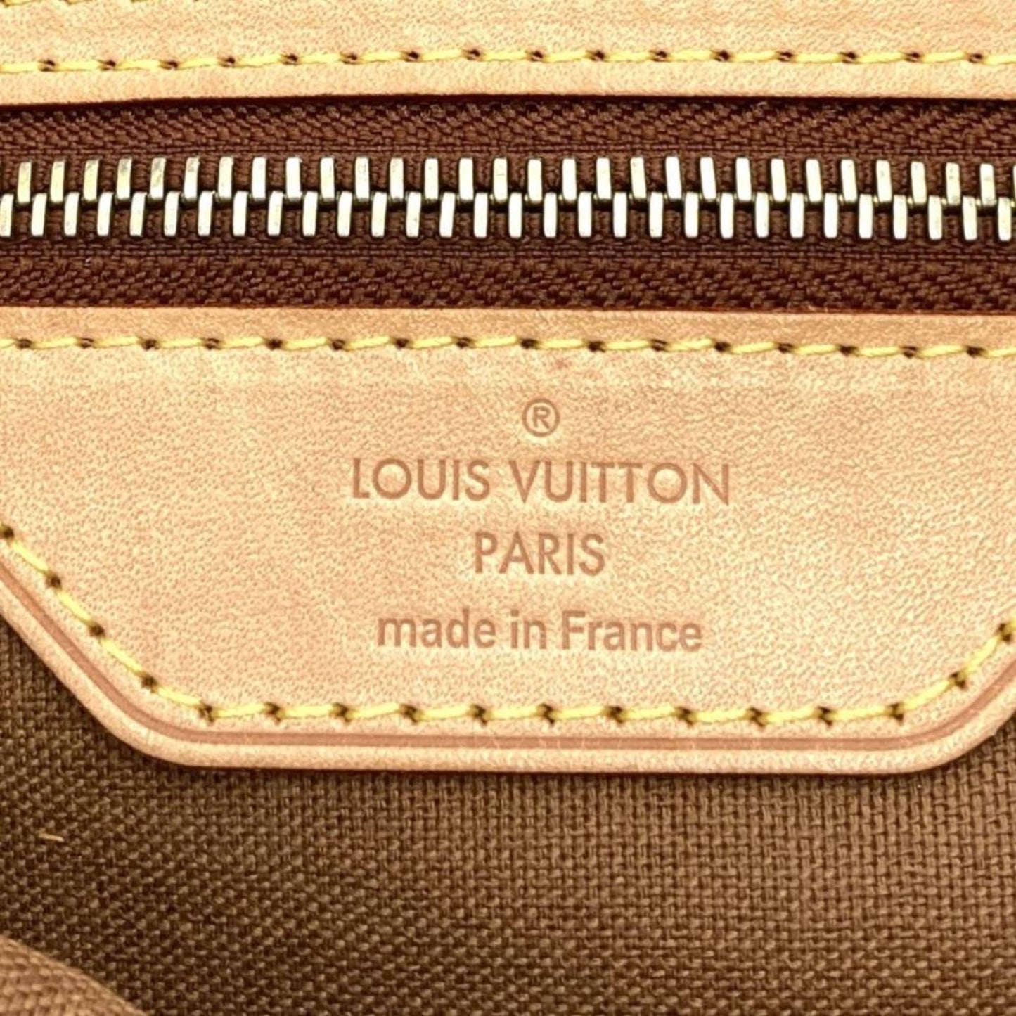 LOUIS VUITTON Batignolles Tote