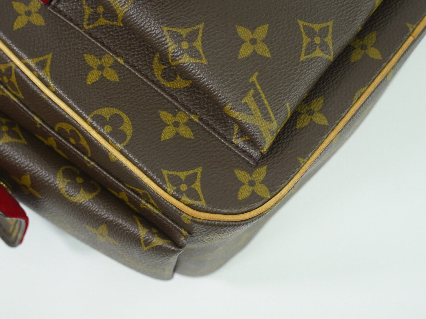 LOUIS VUITTON Excentri cite Handbag
