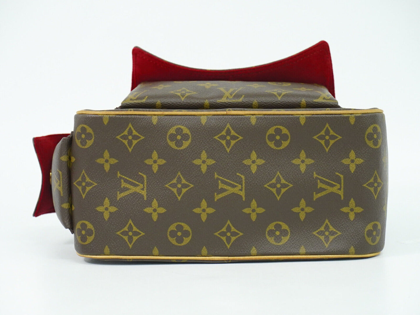 LOUIS VUITTON Excentri cite Handbag