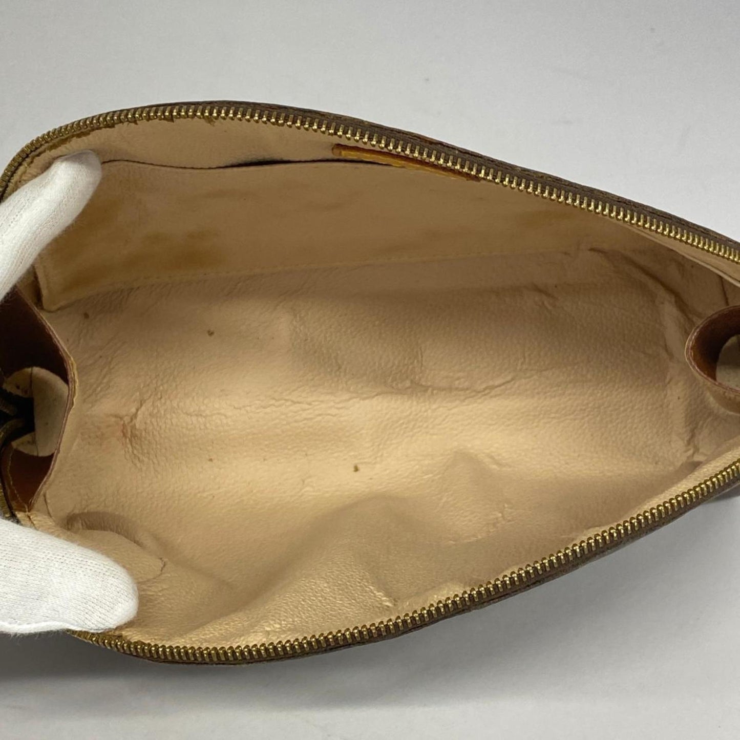 LOUIS VUITTON Demi ronde Clutch Bag