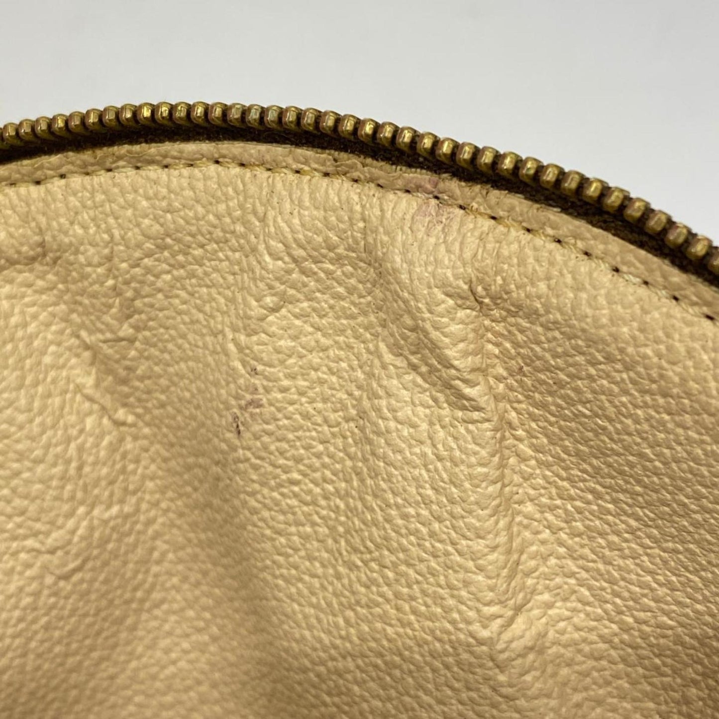 LOUIS VUITTON Demi ronde Clutch Bag