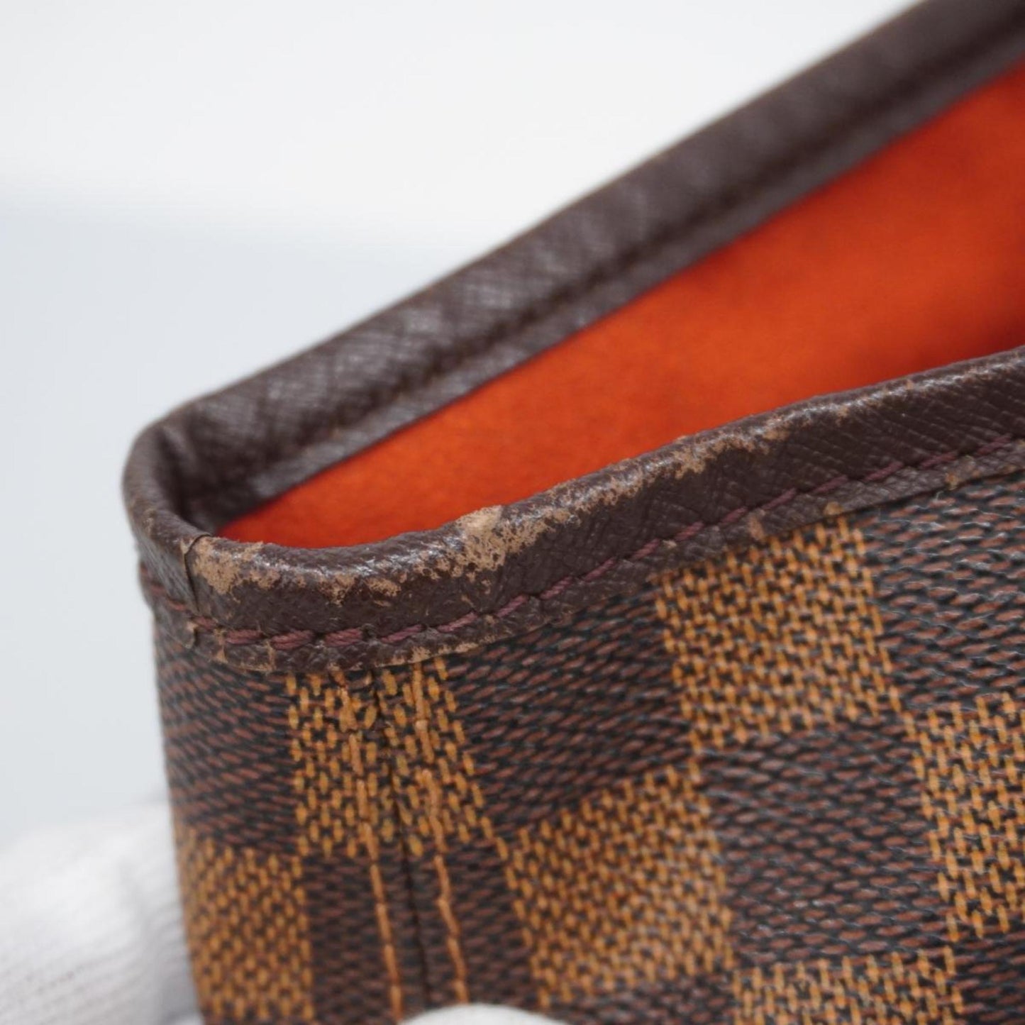 LOUIS VUITTON Bucket Tote