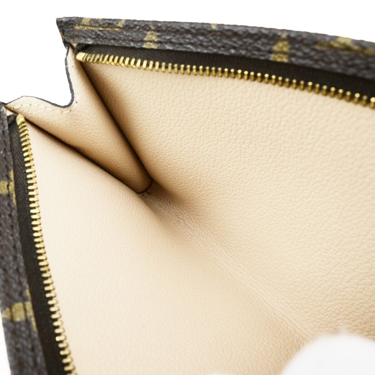 LOUIS VUITTON Bucket GM Handbag