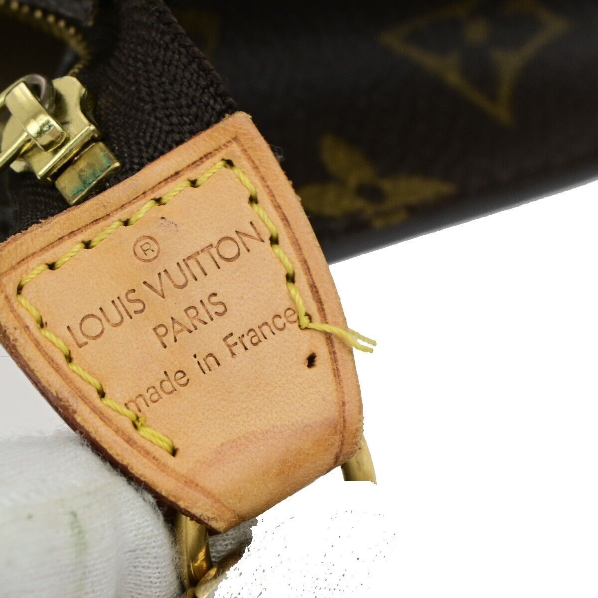 LOUIS VUITTON Bucket GM Handbag
