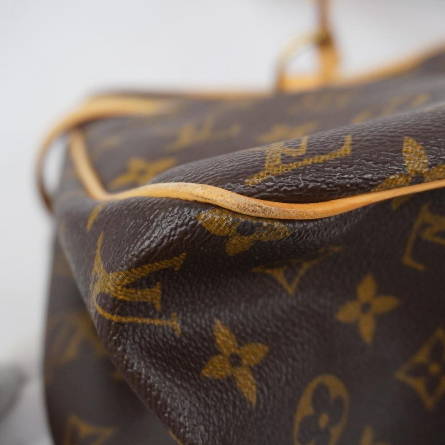 LOUIS VUITTON Batignolles Horizontal Tote