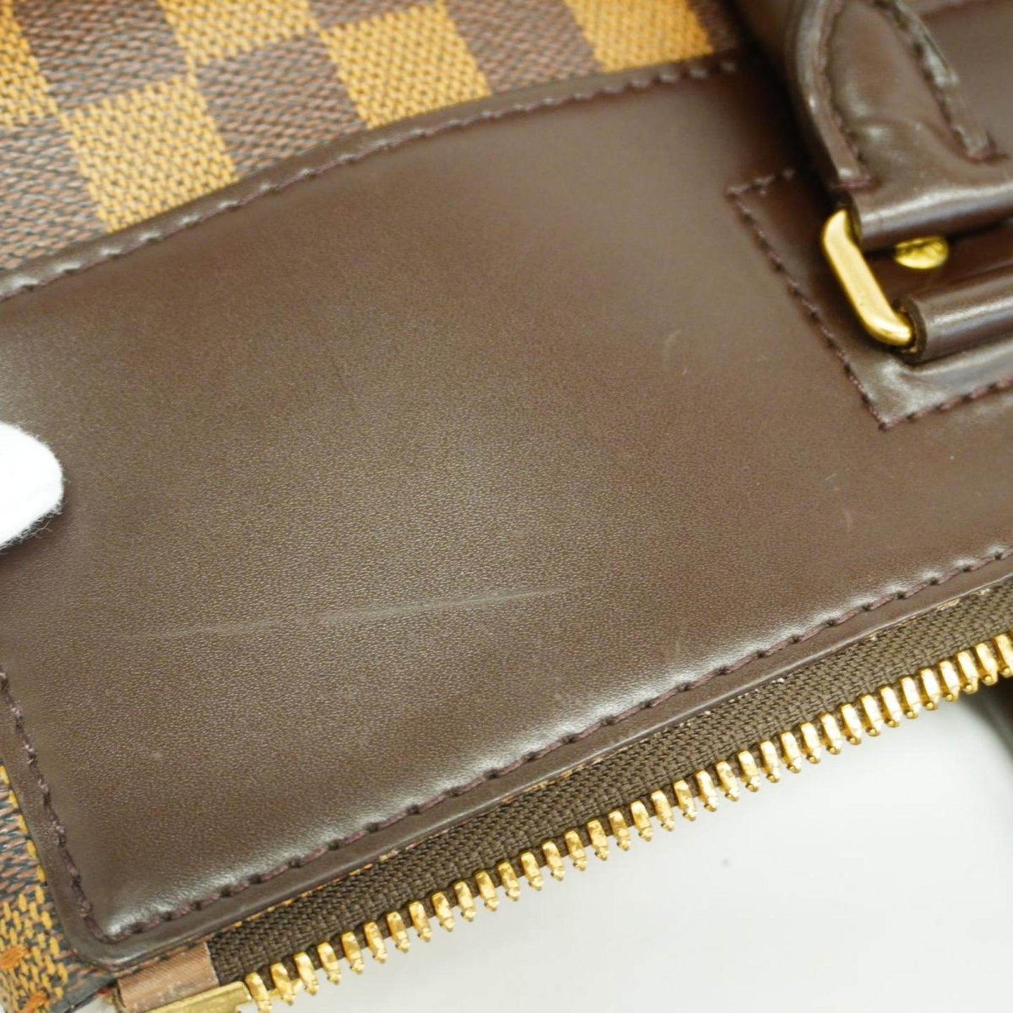 LOUIS VUITTON Greenwich Travel