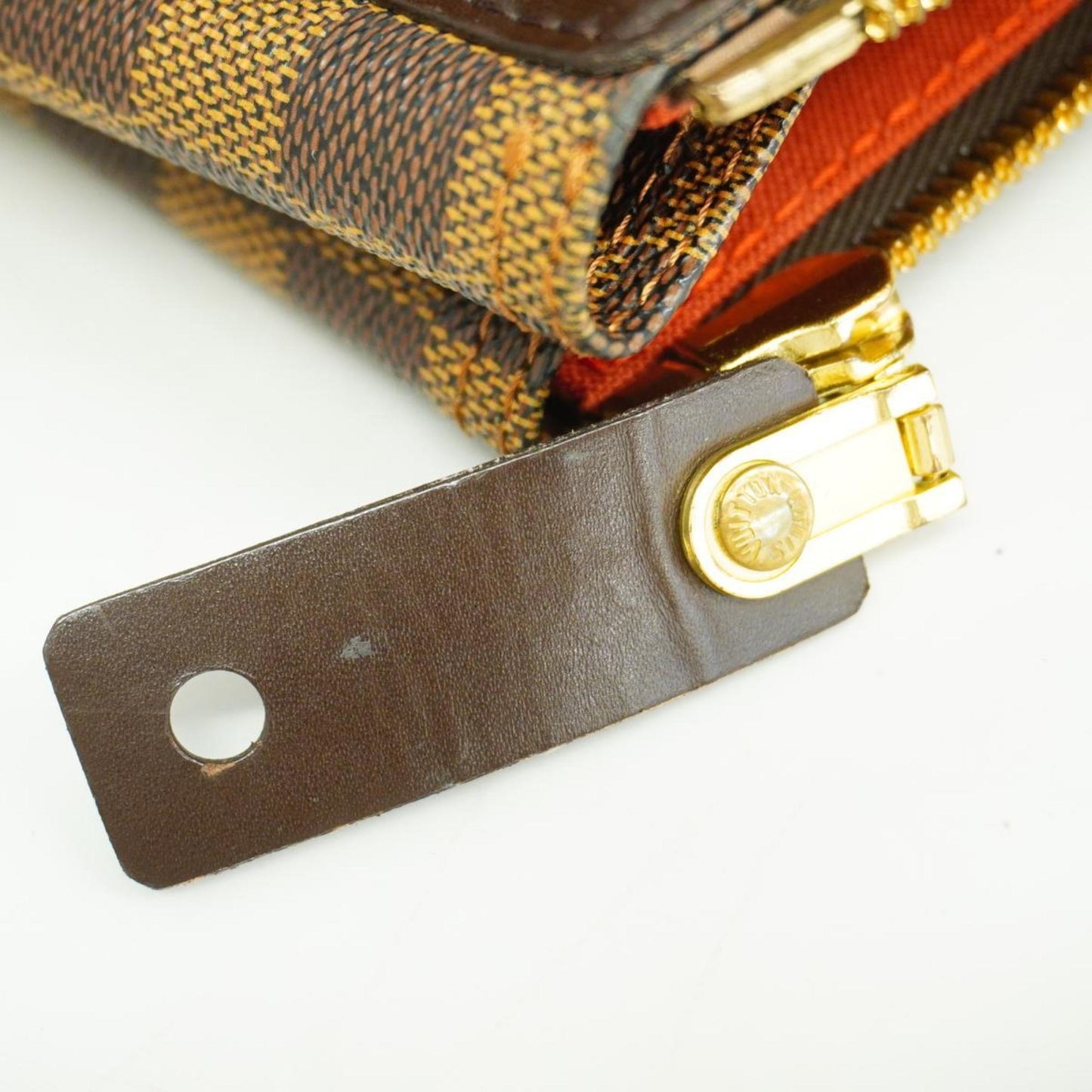 LOUIS VUITTON Greenwich Travel