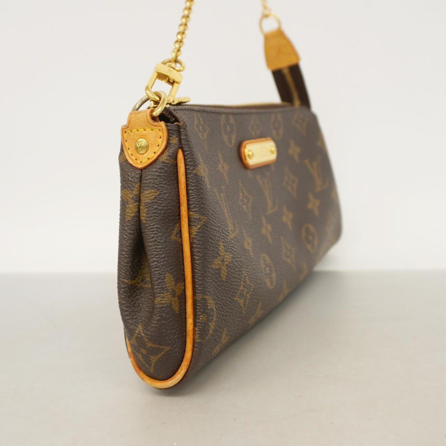 LOUIS VUITTON Eva Clutch Bag
