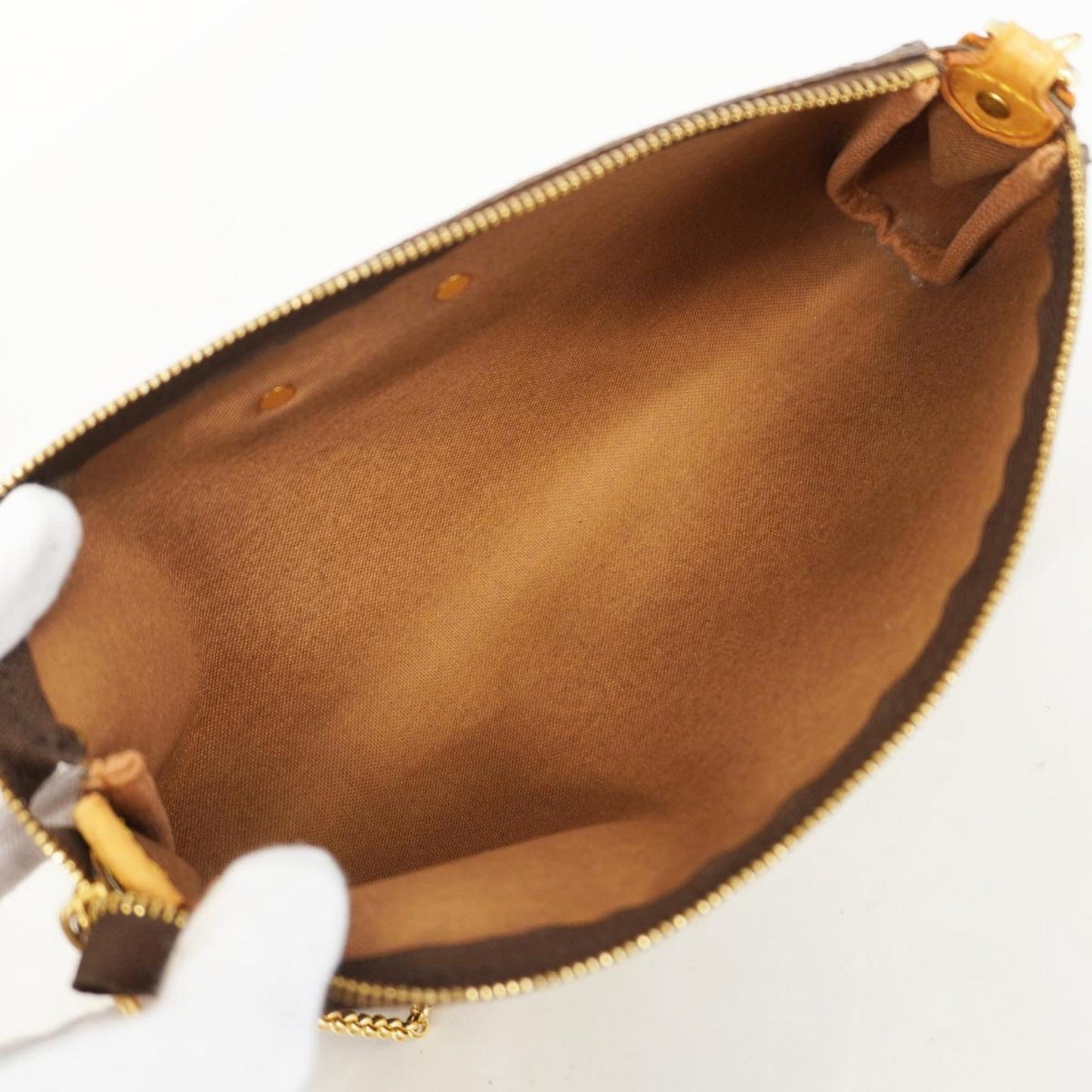 LOUIS VUITTON Eva Clutch Bag