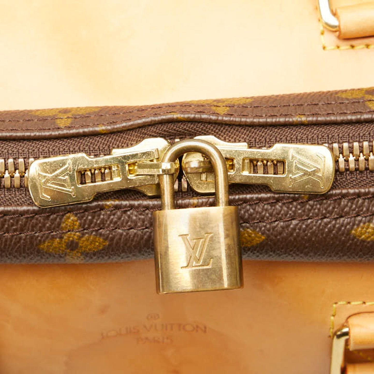 LOUIS VUITTON Alize Travel