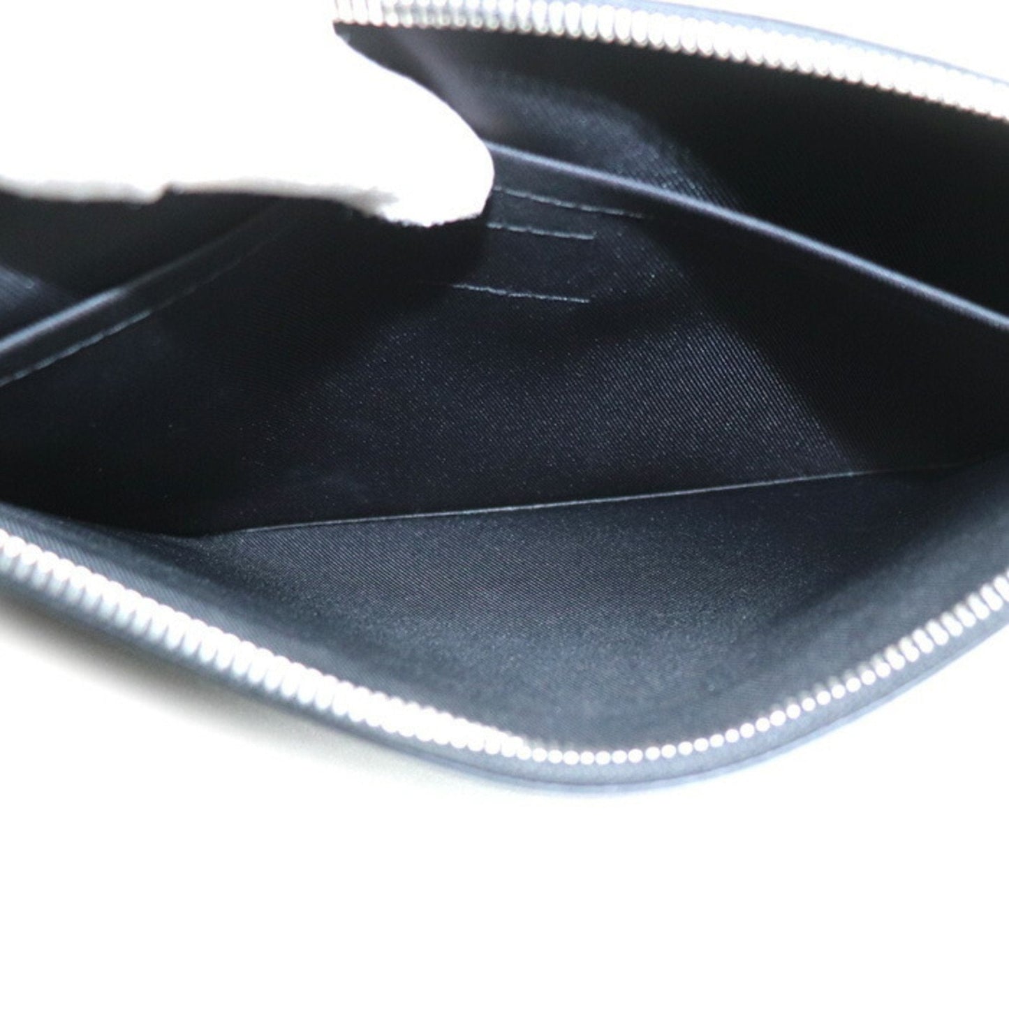 LOUIS VUITTON Discovery Clutch Bag