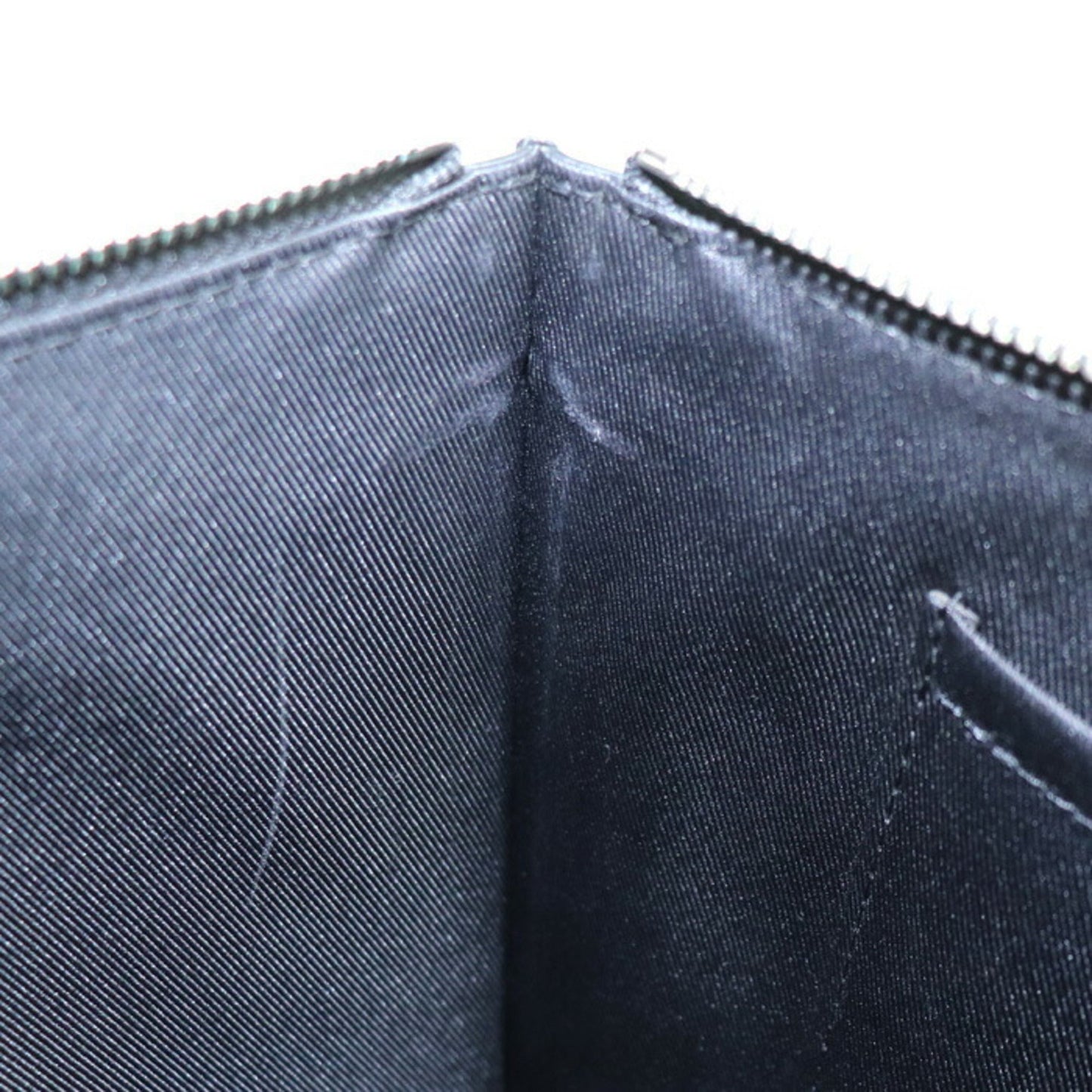 LOUIS VUITTON Discovery Clutch Bag