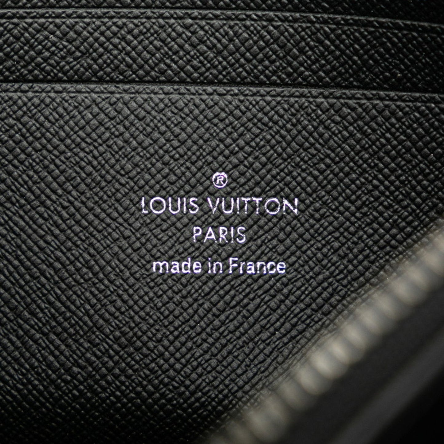 LOUIS VUITTON Discovery Clutch Bag