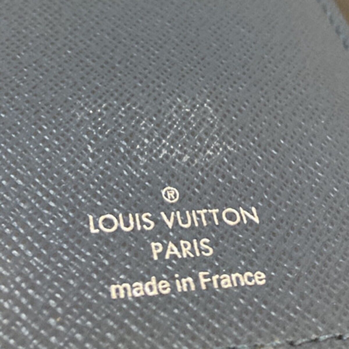 LOUIS VUITTON Brazza Wallet