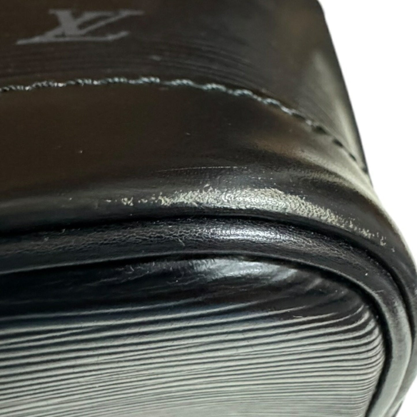 LOUIS VUITTON Alma Handbag