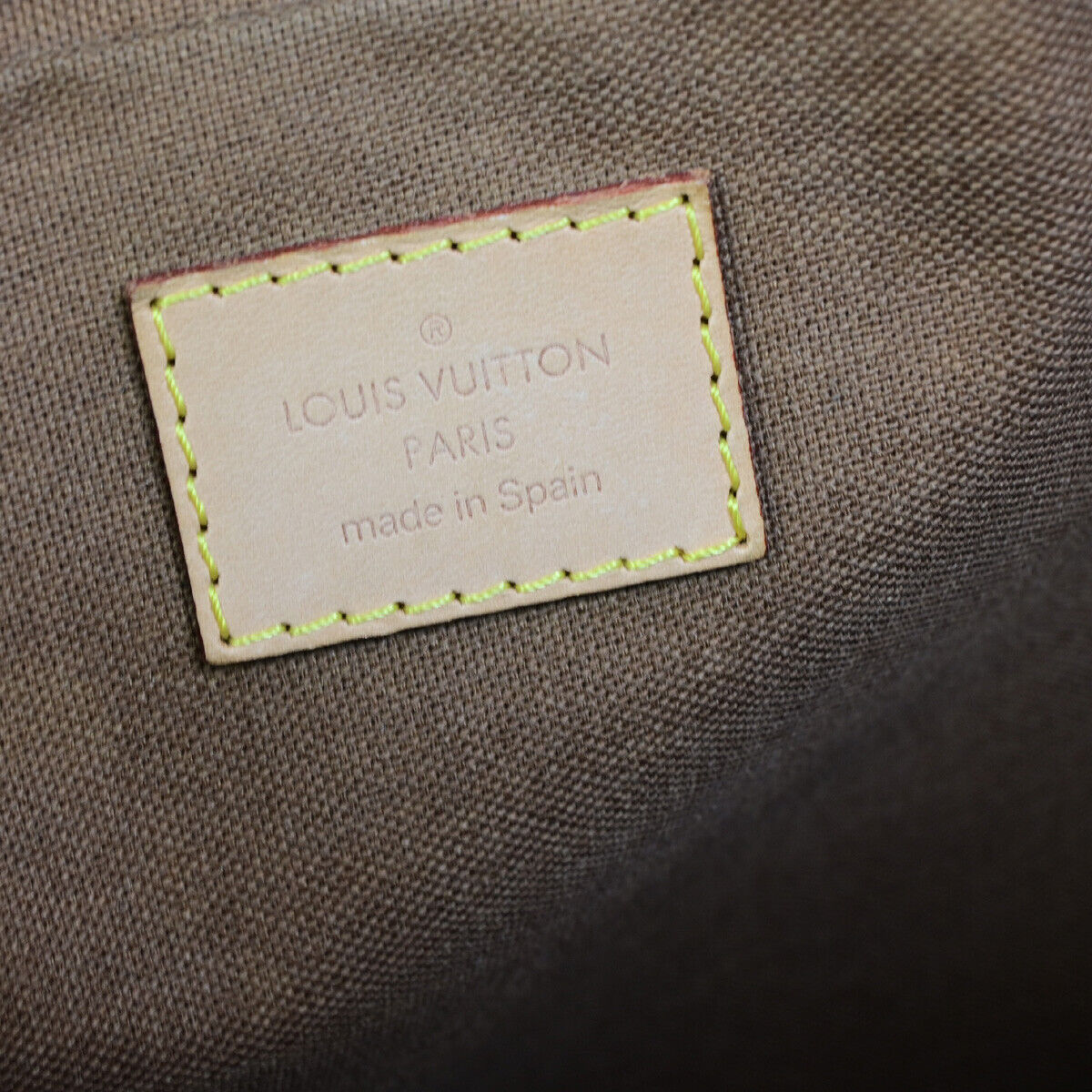 LOUIS VUITTON Bosphore Briefcases & Attaches