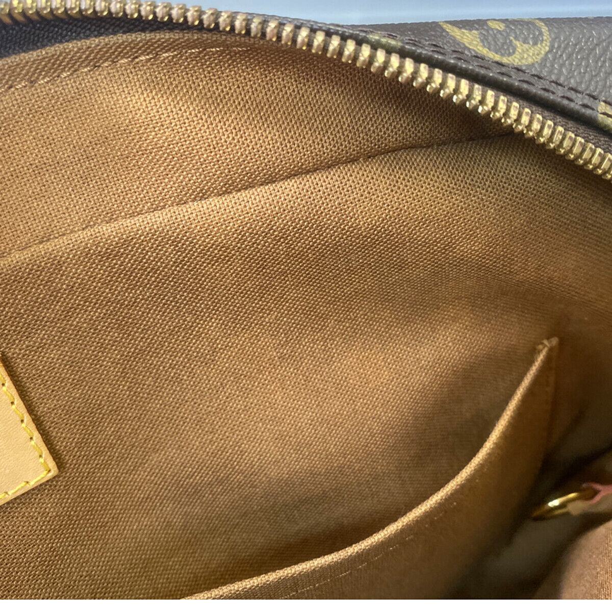 LOUIS VUITTON Bosphore Briefcases & Attaches