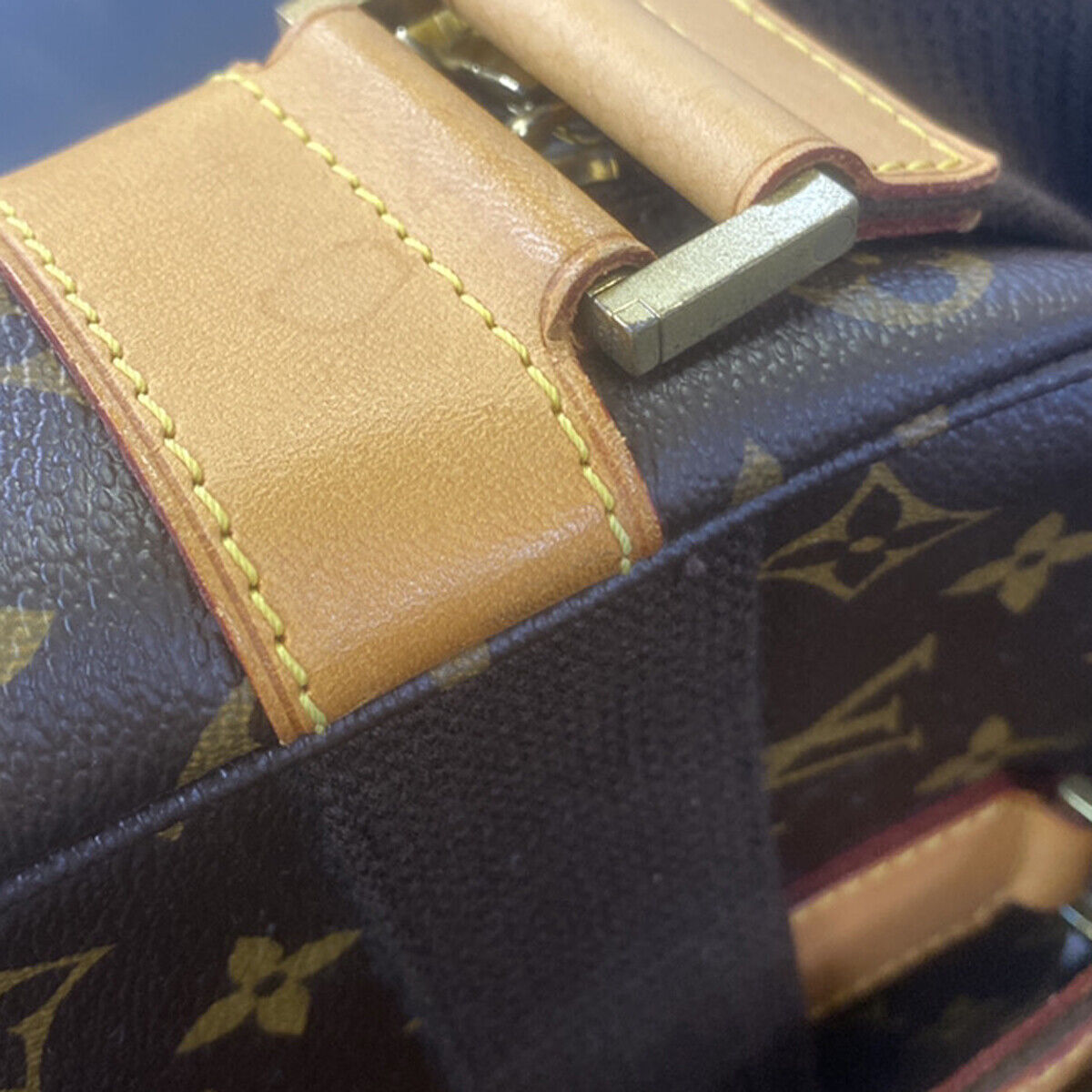 LOUIS VUITTON Bosphore Briefcases & Attaches