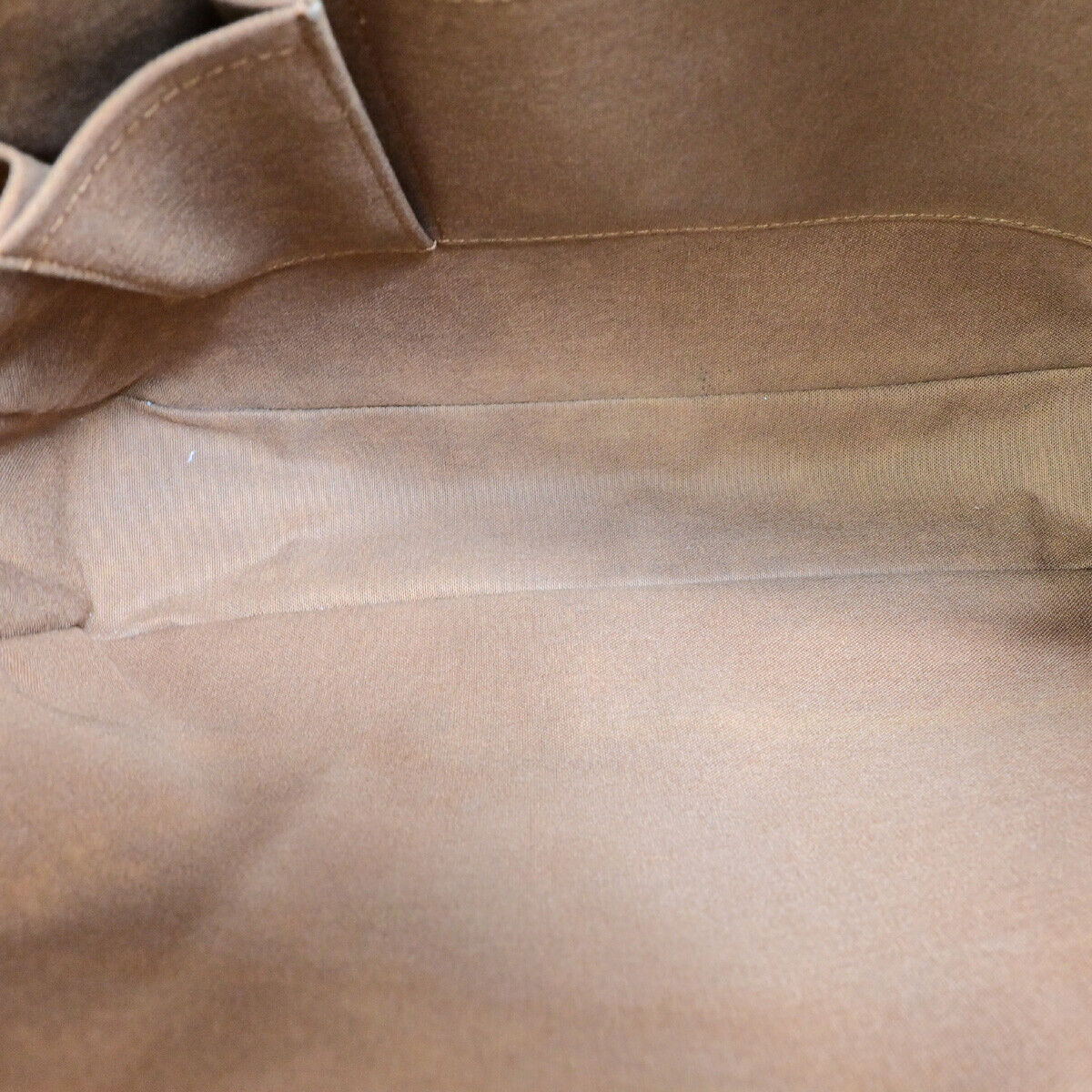 LOUIS VUITTON Bosphore Briefcases & Attaches
