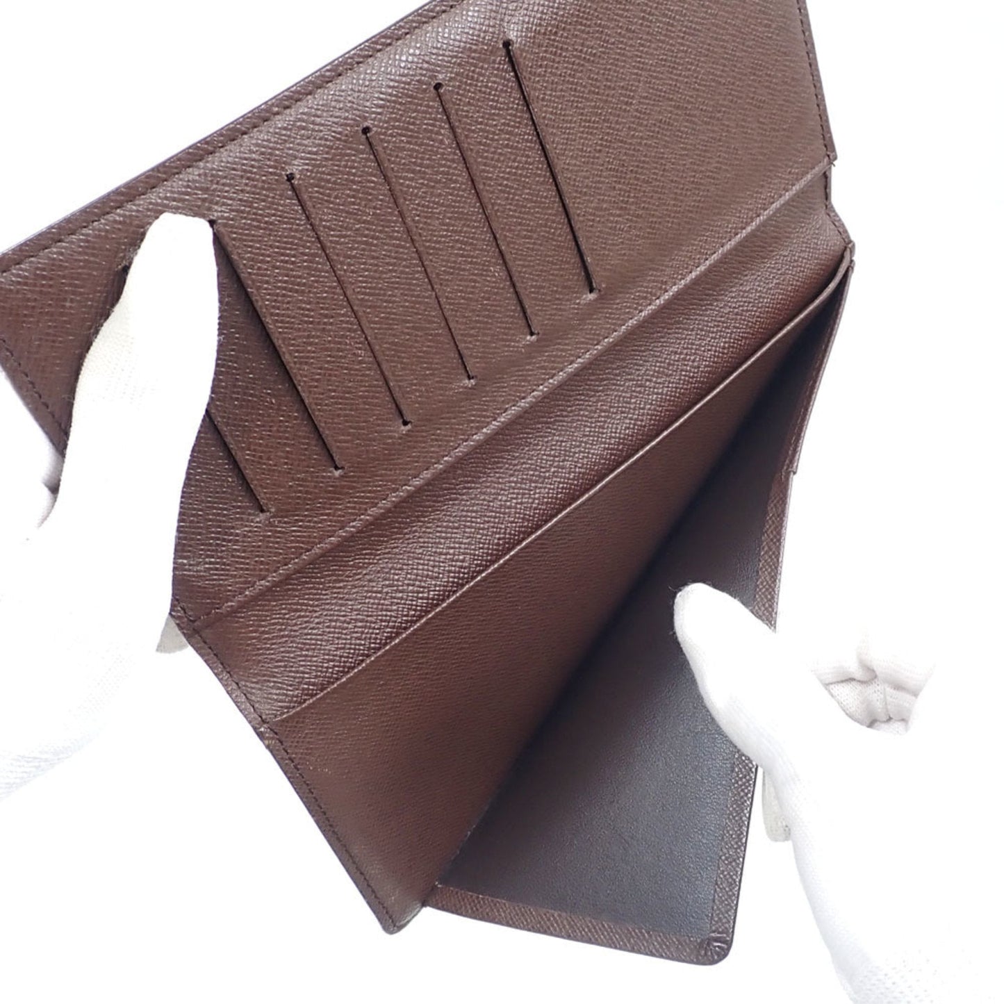 LOUIS VUITTON Brazza Wallet