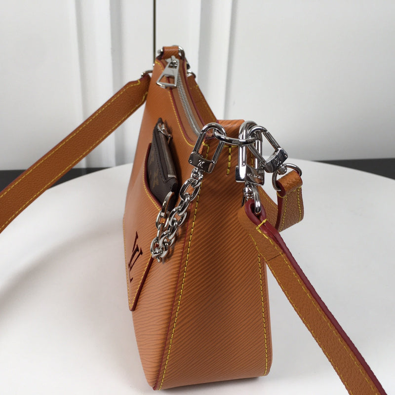 Alice Bags- Louis Vuittons  - 15891