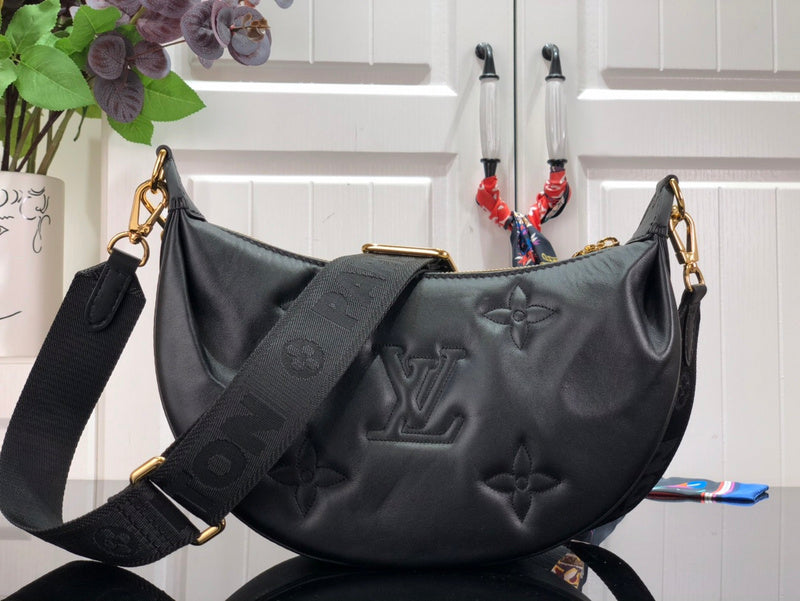 Alice Bags- Louis Vuittons  - 16733