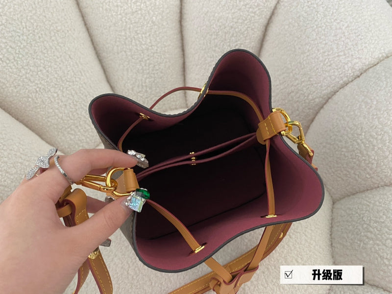 Alice bags - Louis Vuittons  - 15076