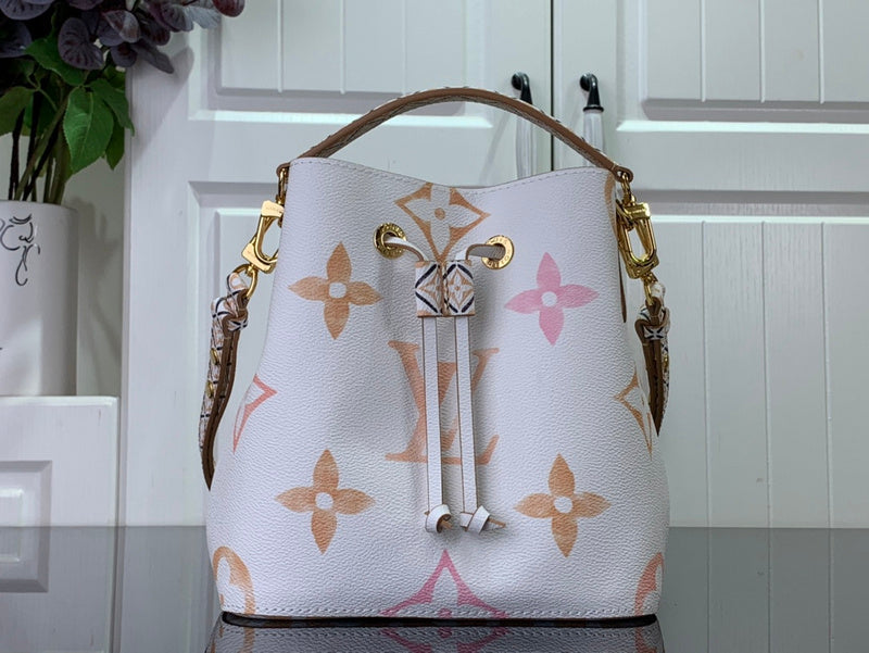 Alice bags - Louis Vuittons  - 15239