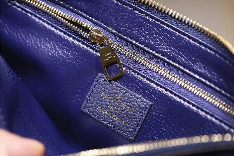Alice bags - Louis Vuittons  - 8000