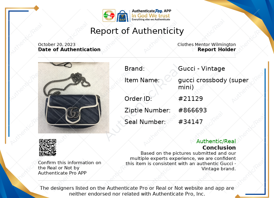 Crossbody Luxury Designer By Gucci  Size: Small