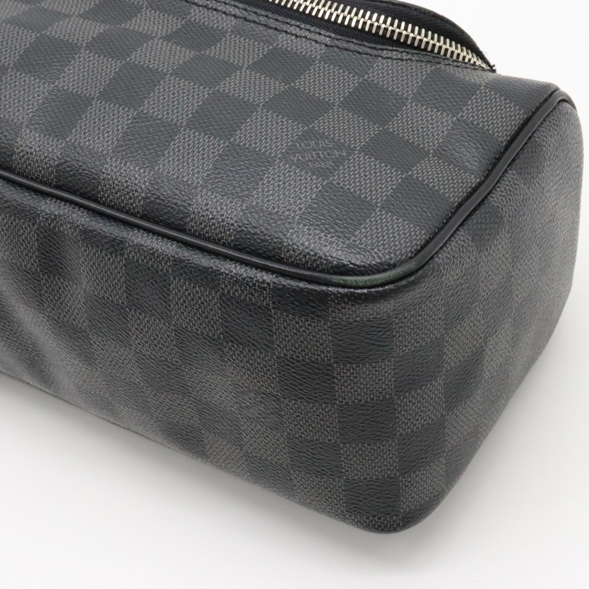 Louis Vuitton Damier Graphite Toiletry Bag N47625