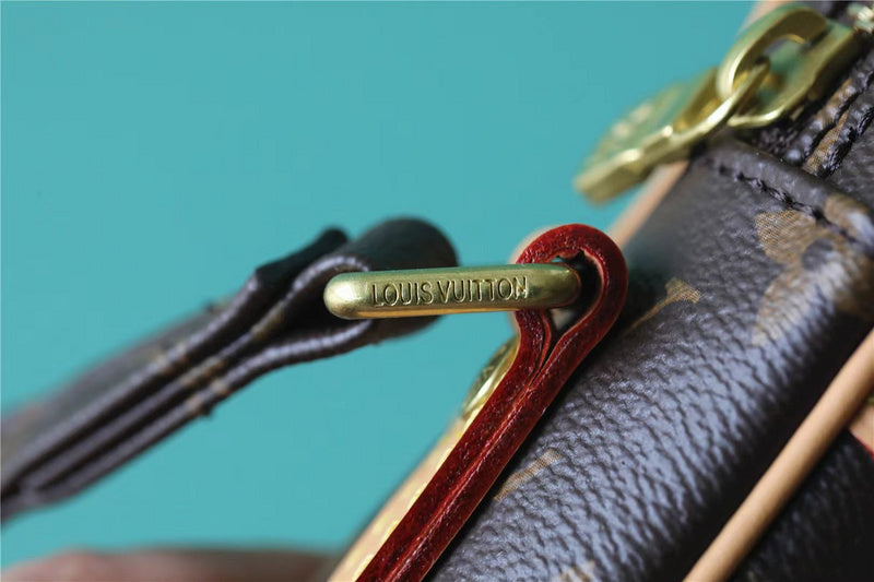 Alice bags - Louis Vuittons  - 9902