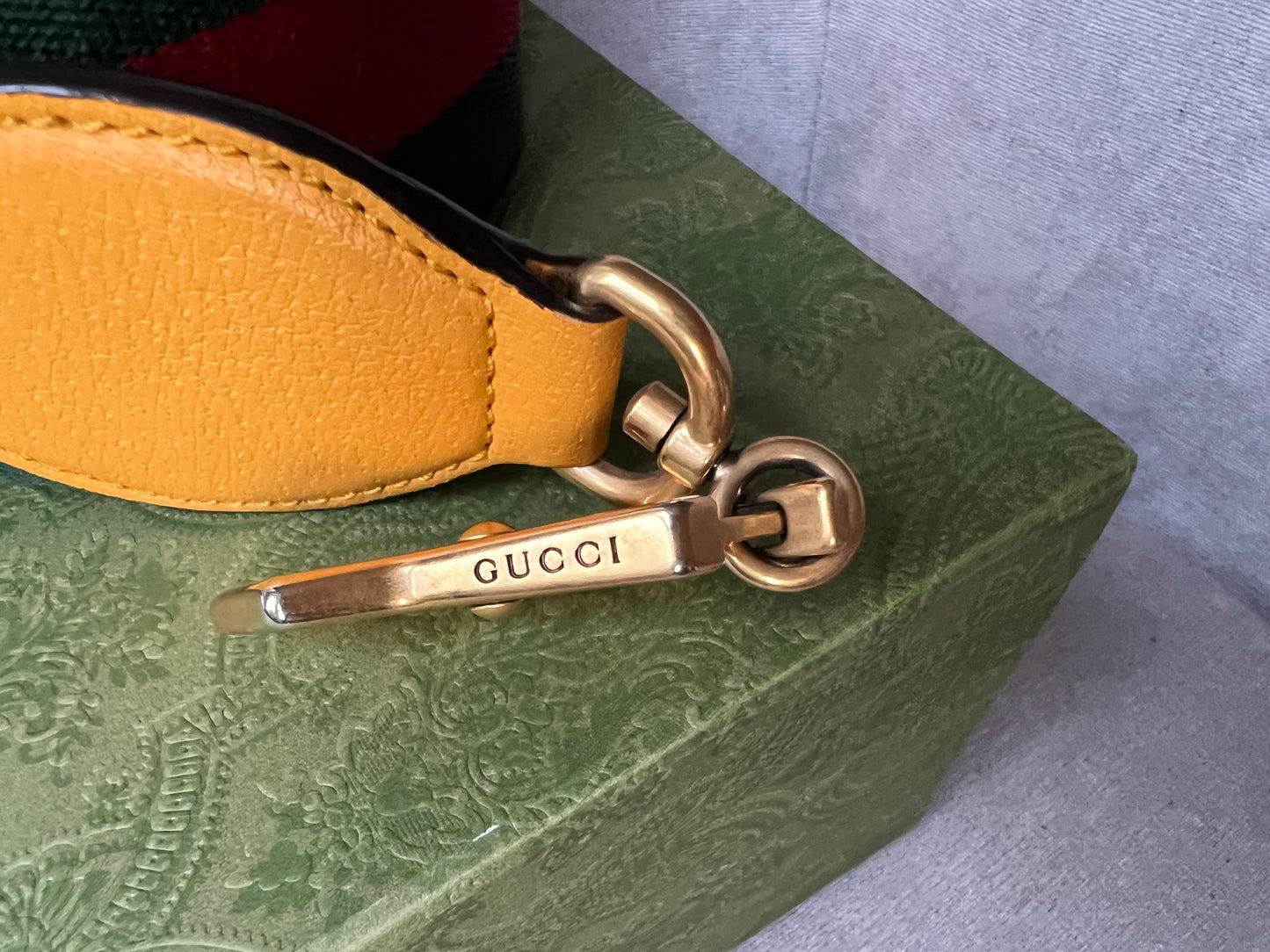 Gucci Neo Vintage GG Supreme Messenger Bag (RRP £1060)
