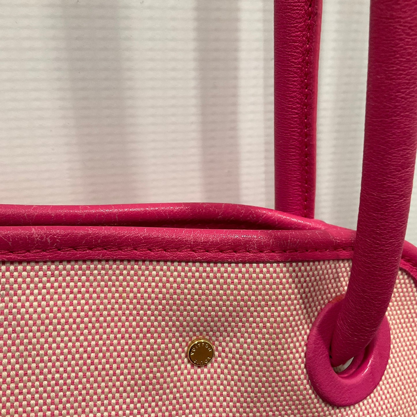 HandBag Luxury Designer Louis Vuitton, Size Small