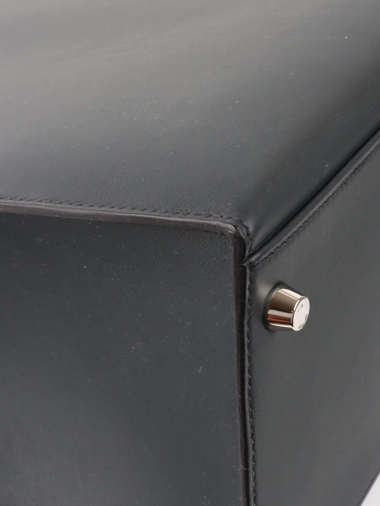 Hermes Kelly 35 Black Sombrero Leather PHW.