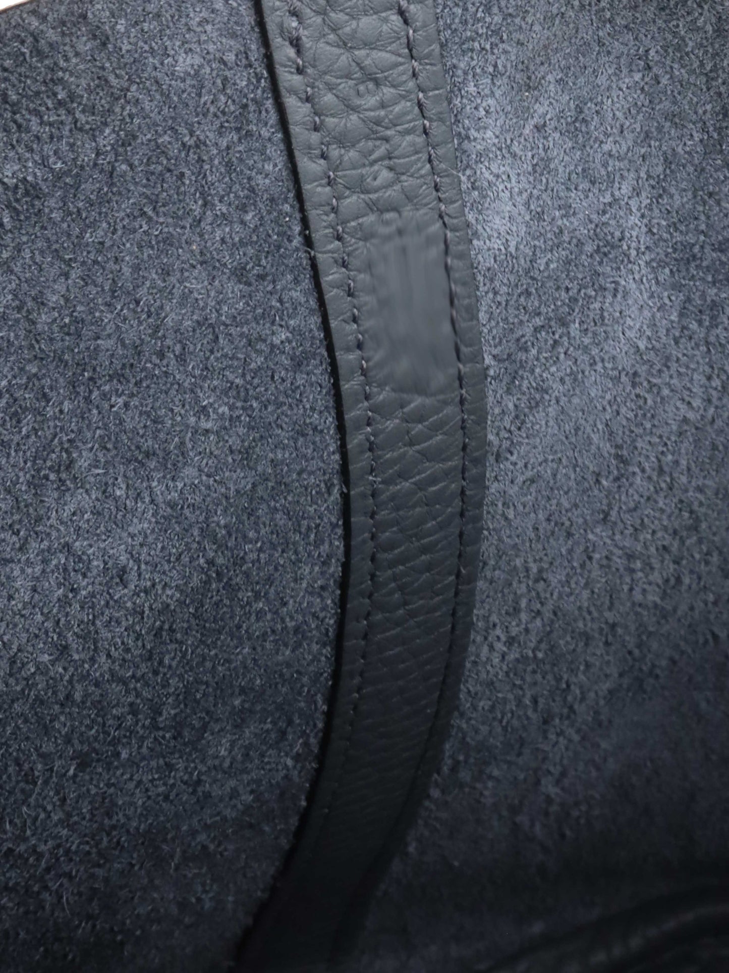 Hermes Picotin 18 in Gris Misty.